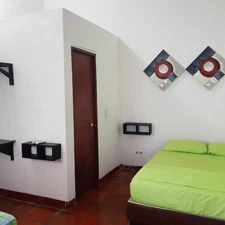 ホテル Hostal La Muralla Cartagena エクステリア 写真