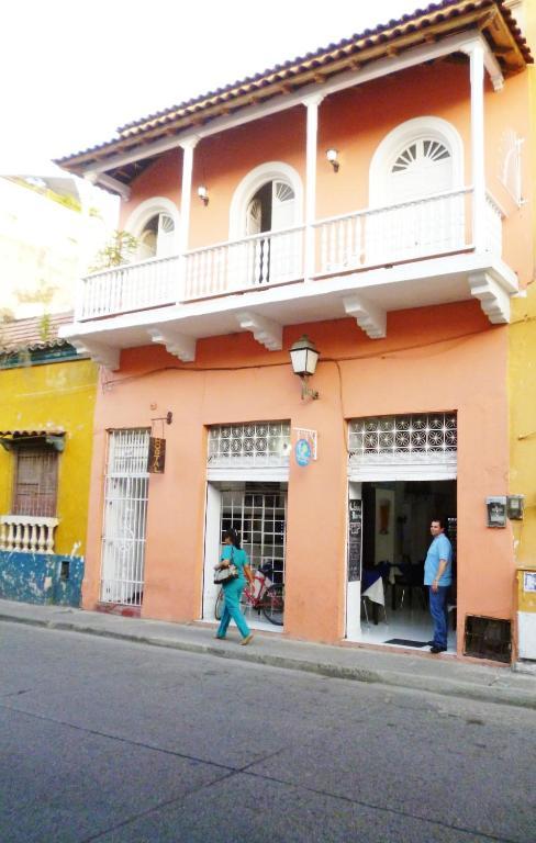 ホテル Hostal La Muralla Cartagena エクステリア 写真