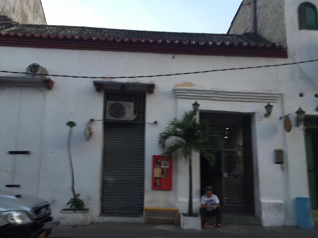 ホテル Hostal La Muralla Cartagena エクステリア 写真