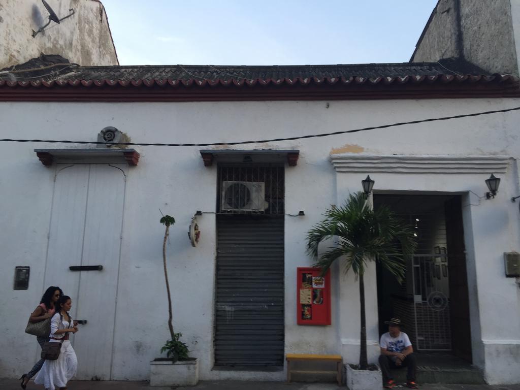 ホテル Hostal La Muralla Cartagena エクステリア 写真