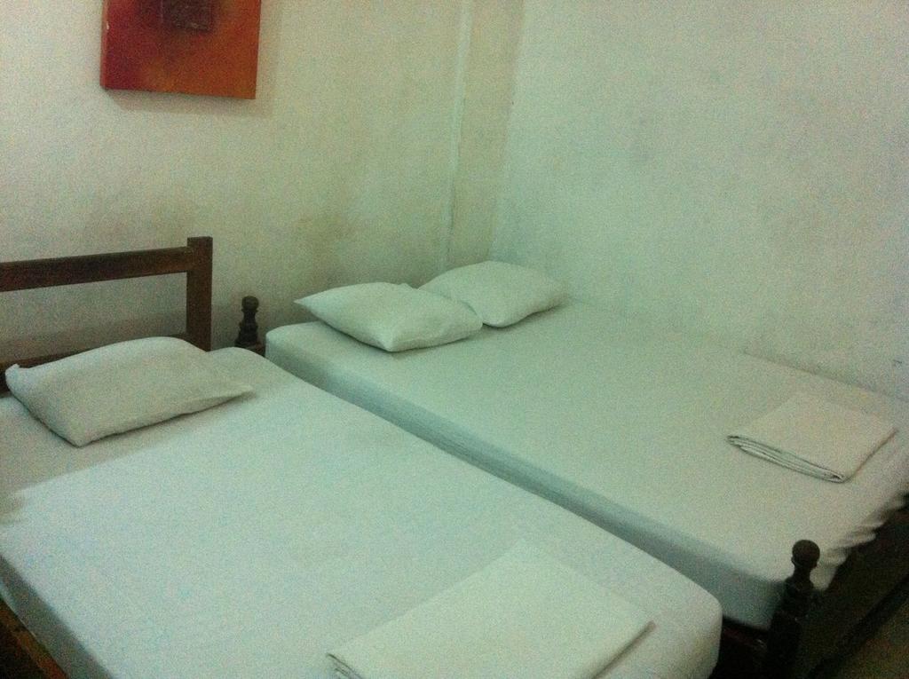 ホテル Hostal La Muralla Cartagena 部屋 写真